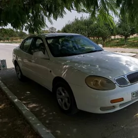 Daewoo Leganza 2002