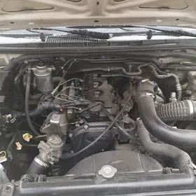 Nissan Nawara