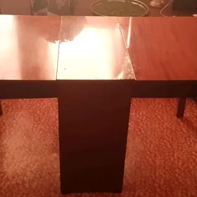 Стол