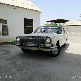 Gaz 24 1990