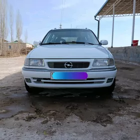 Opel Astra 1995