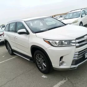Toyota Highlander 2019