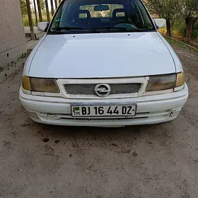 Opel Astra 1992