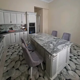 14 TAPGYR 4 komnat