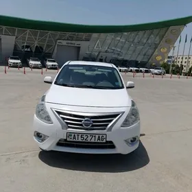 Nissan Sunny 2015