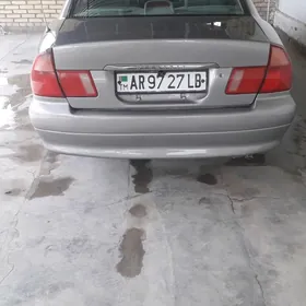 Mitsubishi Diamante 1997