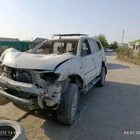 Mitsubishi Pajero 2008