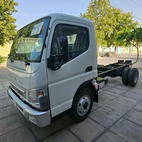 Mitsubishi Canter 2025