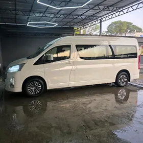 Toyota Hiace 2019