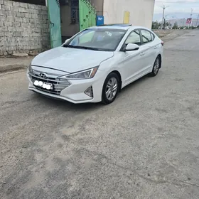 Hyundai Elantra 2020