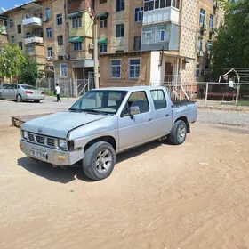 Nissan Navara 1997