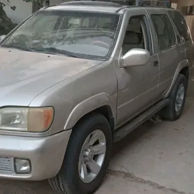Nissan Pathfinder 2004