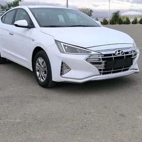 Hyundai Elantra 2020