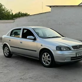 Opel Astra 2003