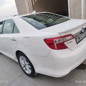 Toyota Camry 2013