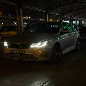 Kia Optima 2020