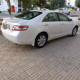 Toyota Camry 2010