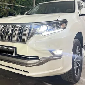 Toyota Land Cruiser Prado 2022