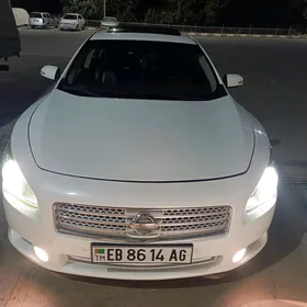Nissan Maxima 2012