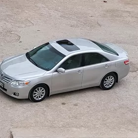 Toyota Camry 2010