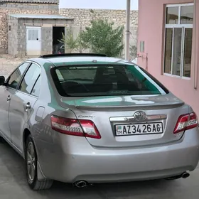 Toyota Camry 2011