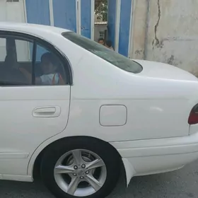 Toyota Corona 1995