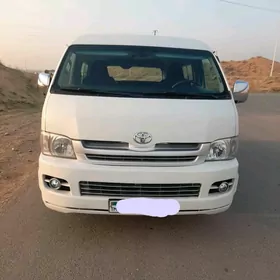 Toyota Hiace 2008