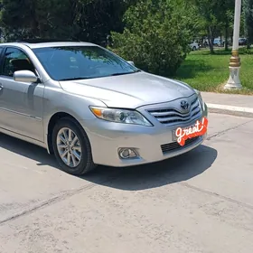Toyota Camry 2010