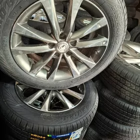 R17 diska balon lexus