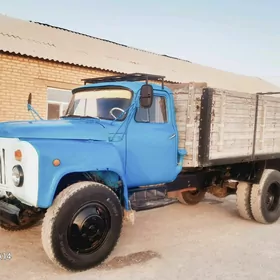 Gaz 53 1986