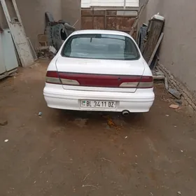Nissan Cefiro 1996