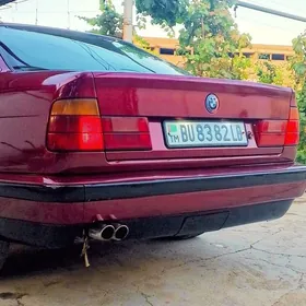 BMW 525 1990