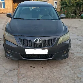 Toyota Camry 2010