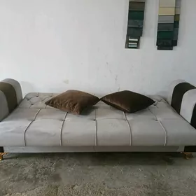 Divan
