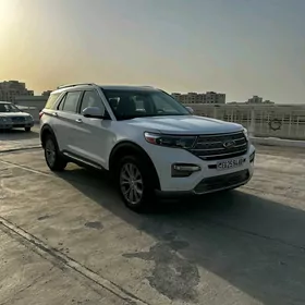 Ford Explorer 2021