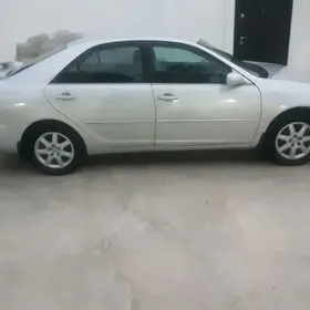 Toyota Camry 2003