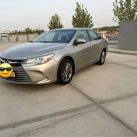 Toyota Camry 2015