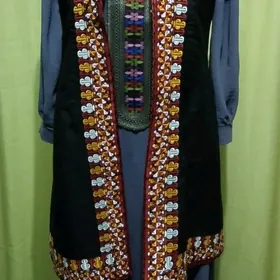 SUZANNA MATERIAL. KOYNEK.