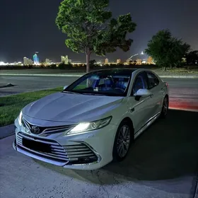 Toyota Camry 2020