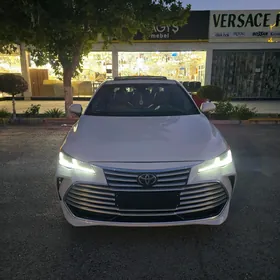 Toyota Avalon 2019