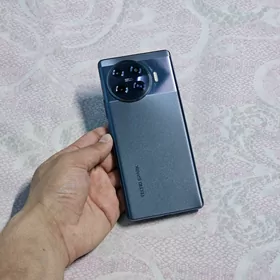 Tecno Spark 20pro+. 16/256