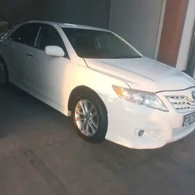 Toyota Camry 2011
