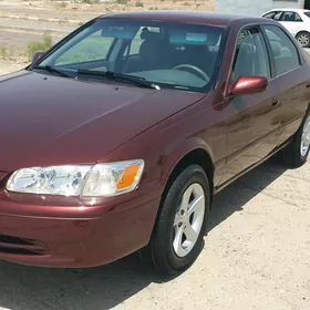 Toyota Camry 2000