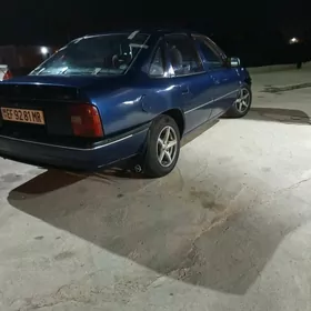 Opel Vectra 1989