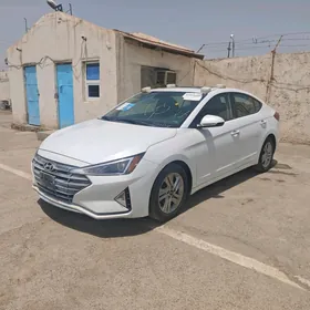 Hyundai Elantra 2020