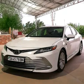 Toyota Camry 2022