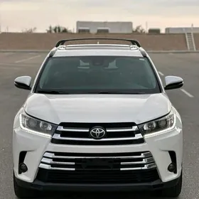 Toyota Highlander 2018