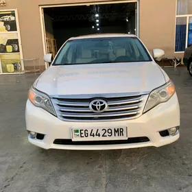 Toyota Avalon 2011