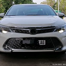 Toyota Camry 2017