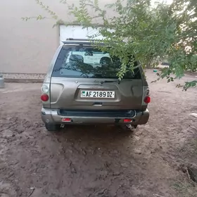 Nissan Pathfinder 2002